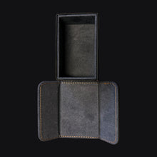 Kintsugi Dice Tray geöffnet von oben, Mikrofaser-Innenraum