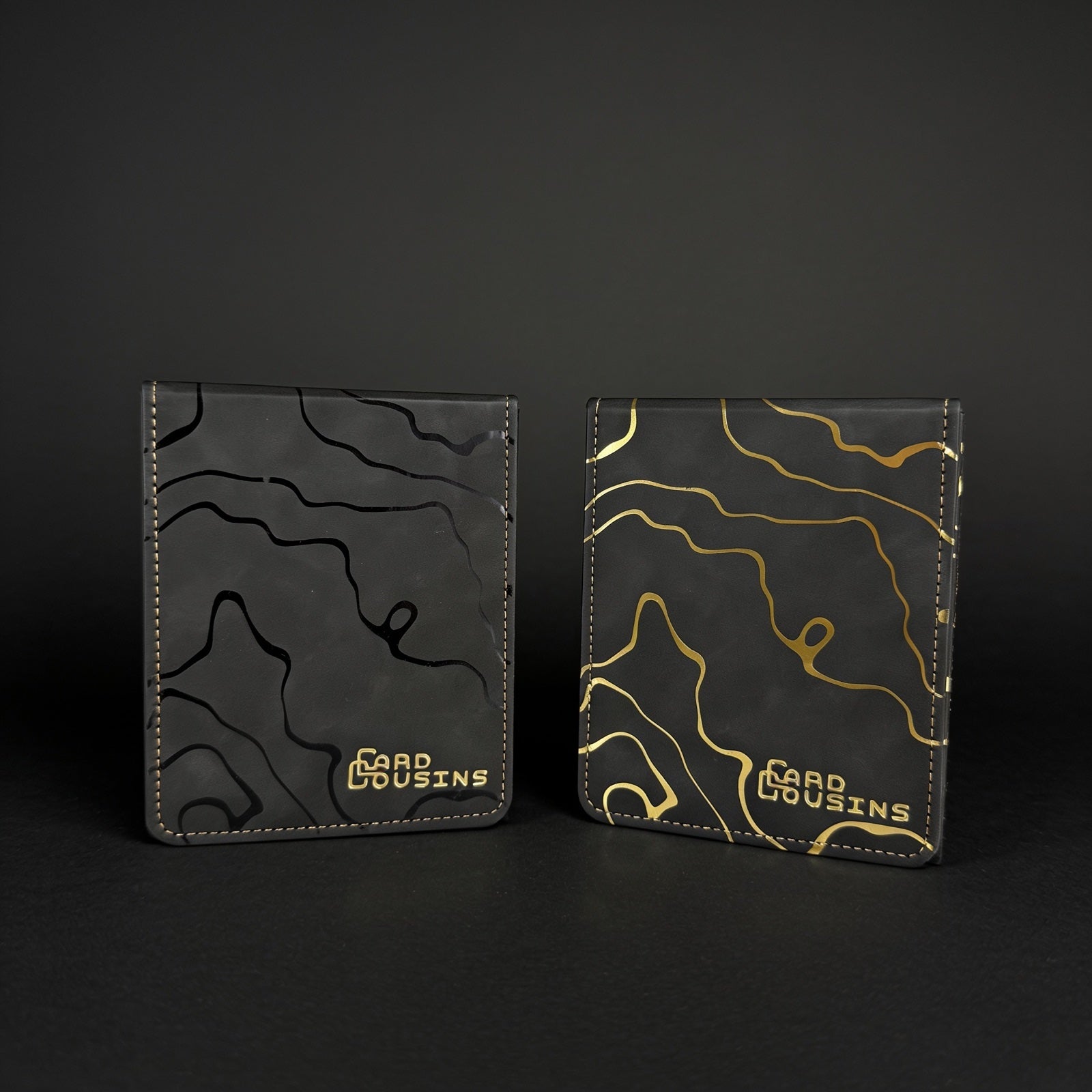 Kintsugi Deckbox - Black Edition und Gold Edition nebeneinander